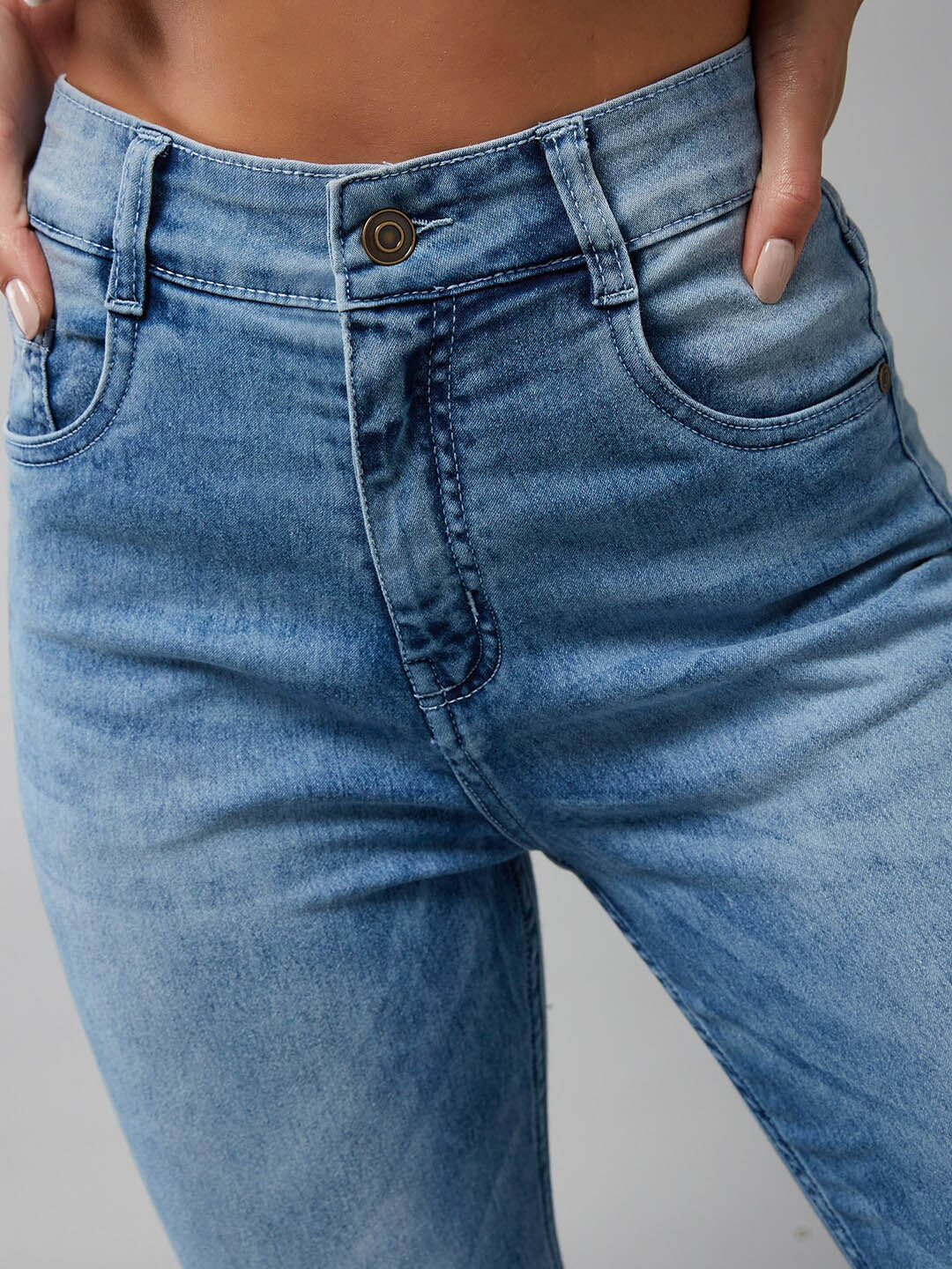 Women Blue High-Rise Clean Look Heavy Fade Slim Fit Stretchable Jeans