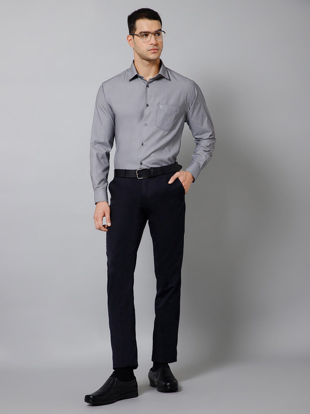 Spread Collar Comfort Formal Shirt