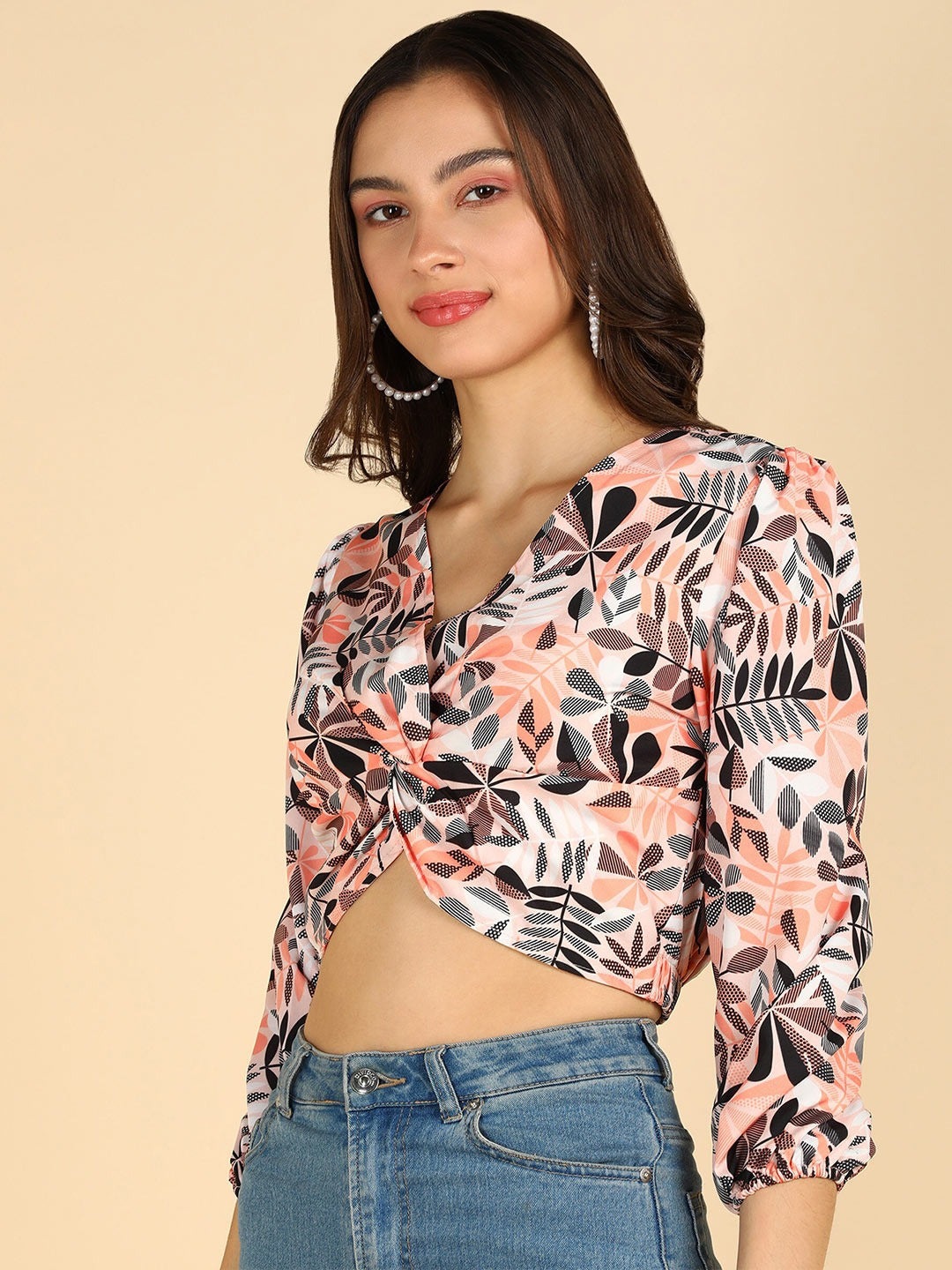 Floral Printed Twisted Crop Top